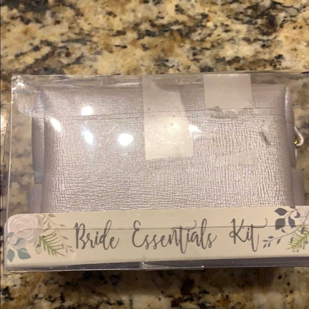 Bride Essentials Kit